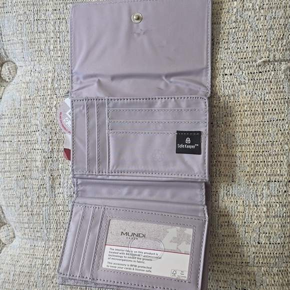 MUNDI BRAND WOMEN'S GRAY WALLET WITH RFID PROTECTION - Picture 6 of 16